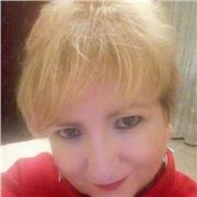 Profesora de talleres de arte donde se combina Historia del arte y proyectos creativos